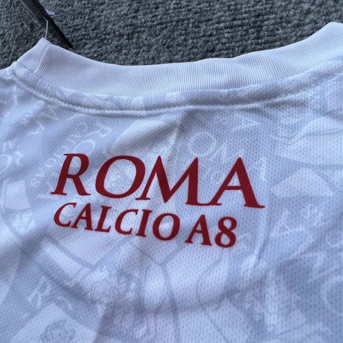 پشت یقه لباس تیشرت شورت کانسپت رم 2022-23