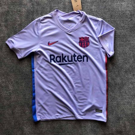 لباس دوم بارسلونا 2021-22 ورژن هوادار
