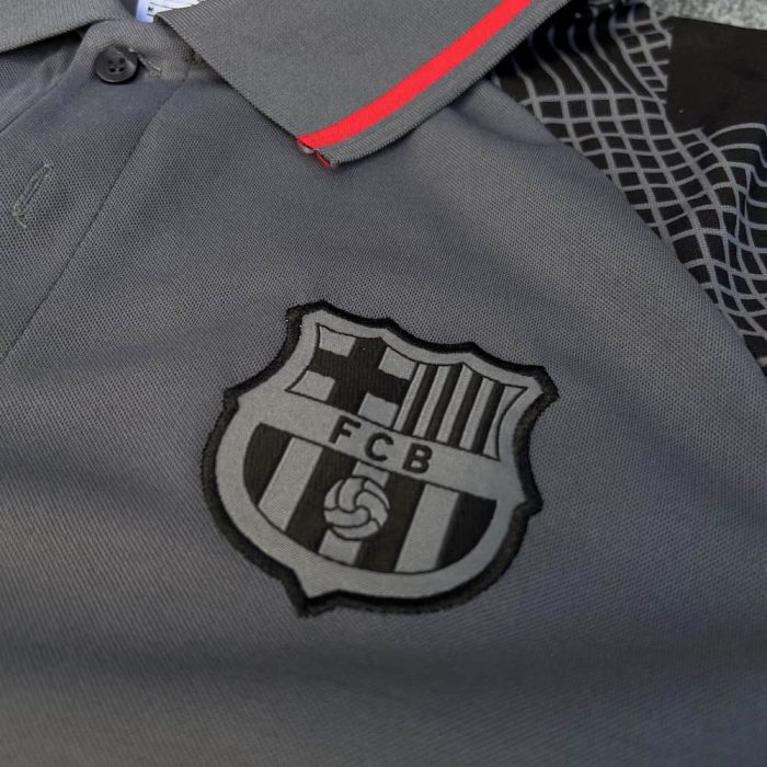 لوگوی دوختی ست پولوشرت و شلوار بارسلونا 2022-23