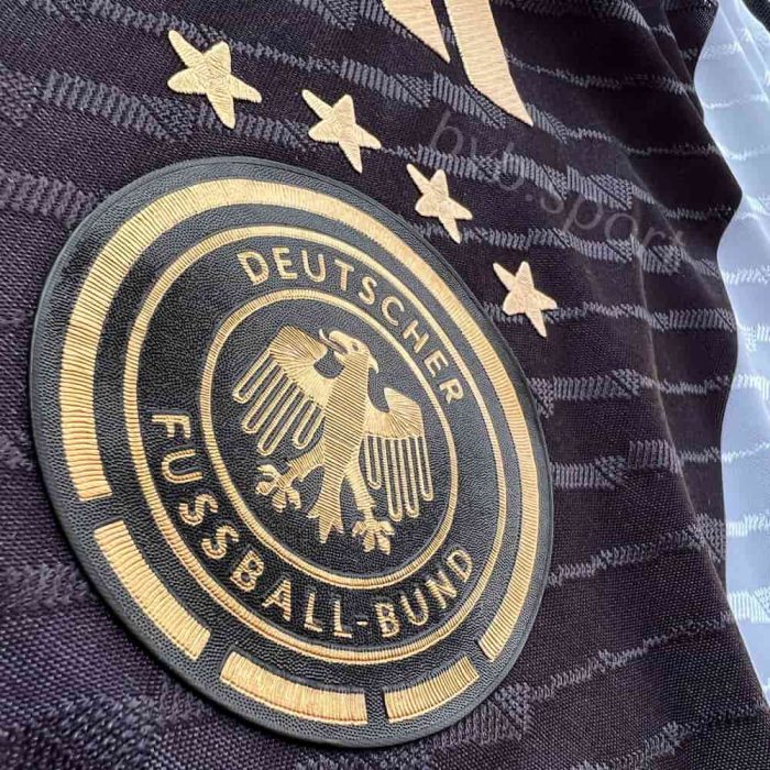لوگوی ژلاتینی لباس اول آلمان 2022 ورژن پلیر (مشابه اورجینال )