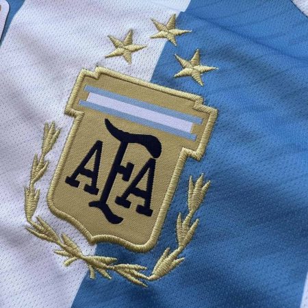 لوگوی دوختی لباس اول آرژانتین 2022-23 (تیشرت شورت )