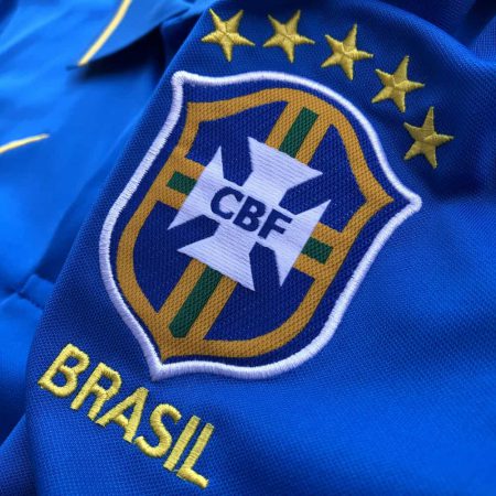 لوگوی دوختی پولوشرت آبی برزیل 2022