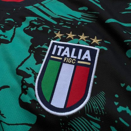 لوگوی دوختی لباس کانسپت ایتالیا 2023 (تیشرت شورت هواداری)