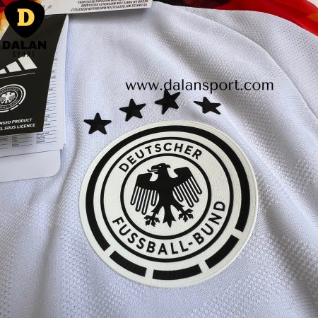 لوگو لباس اول آلمان 2024-25 ورژن پلیر (مشابه اورجینال)